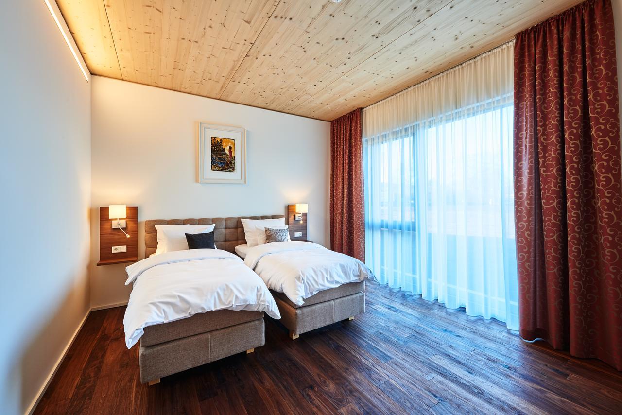 Hotel 2050 Рутесхайм Екстериор снимка